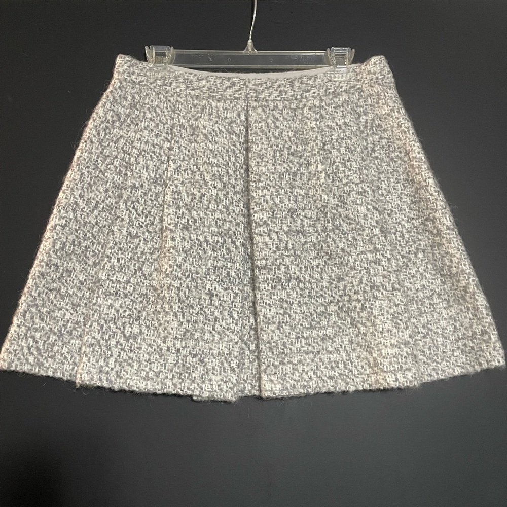 Club Monaco Textured Mini Skirt in Cream and Gray